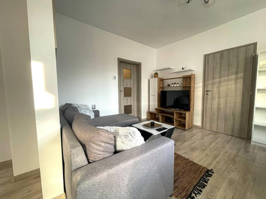 דירות סופיה A Flat For A Great Start מראה חיצוני תמונה